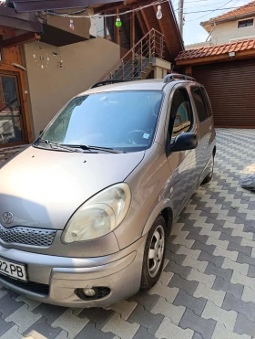 Toyota Yaris verso, снимка 12