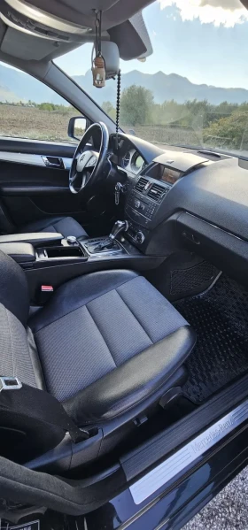 Обява за продажба на Mercedes-Benz C 220 Avantgarde * 646 ~12 299 лв. - изображение 10