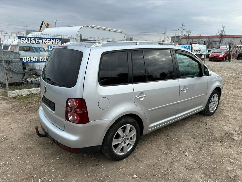 VW Touran 1.9 TDI Hailain, снимка 5 - Автомобили и джипове - 44369244