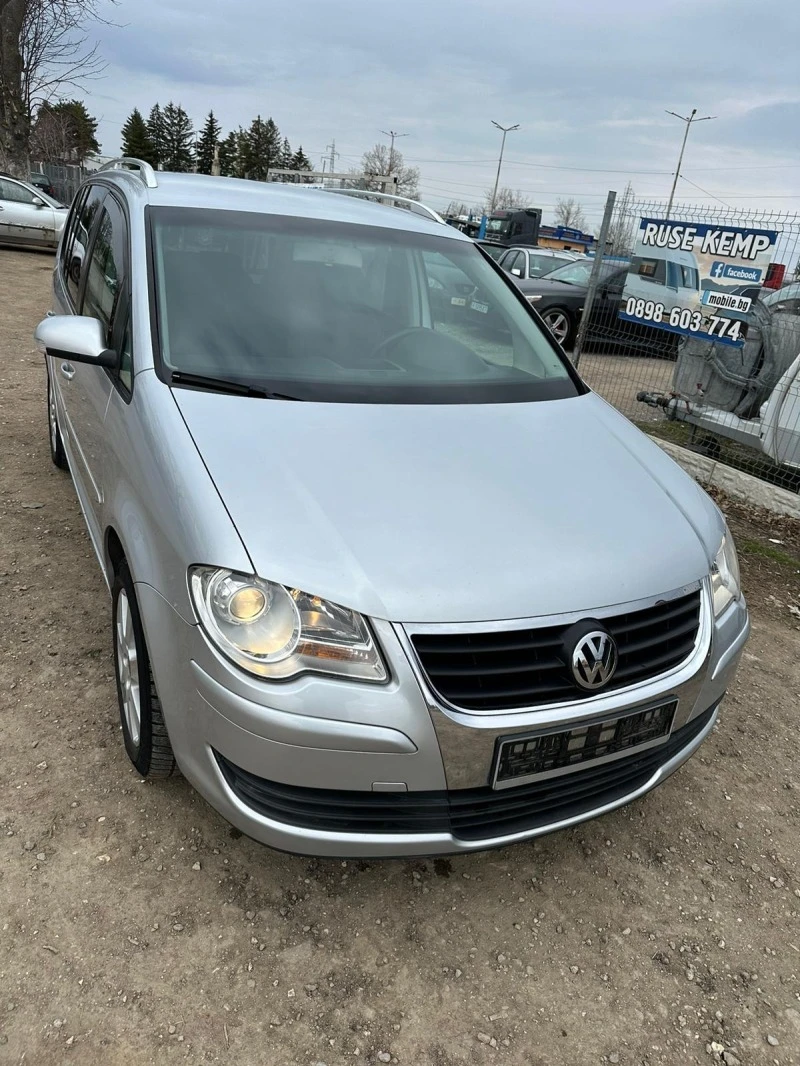 VW Touran 1.9 TDI Hailain, снимка 4 - Автомобили и джипове - 44369244