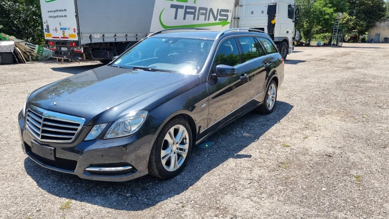 Mercedes-Benz E 350, снимка 3 - Автомобили и джипове - 47513370