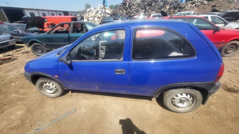 Opel Corsa, снимка 3 - Автомобили и джипове - 46689199