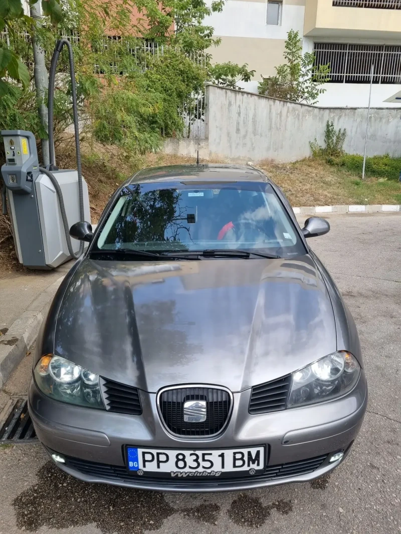 Seat Ibiza 1.4, снимка 2 - Автомобили и джипове - 47999223