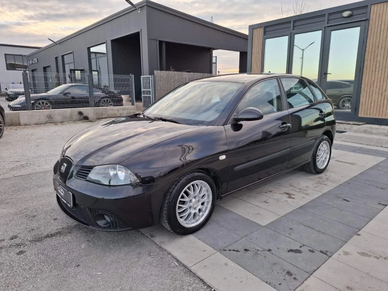 Seat Ibiza 1.2i, снимка 1 - Автомобили и джипове - 48815033