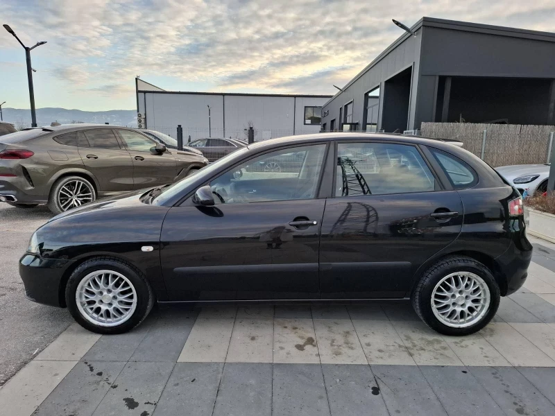 Seat Ibiza 1.2i, снимка 5 - Автомобили и джипове - 48815033