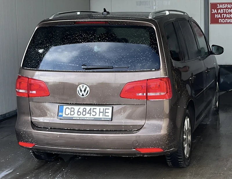 VW Touran, снимка 3 - Автомобили и джипове - 49050526