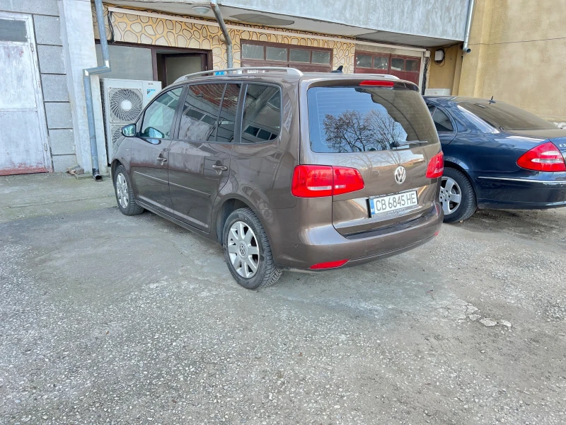 VW Touran, снимка 2 - Автомобили и джипове - 49050526