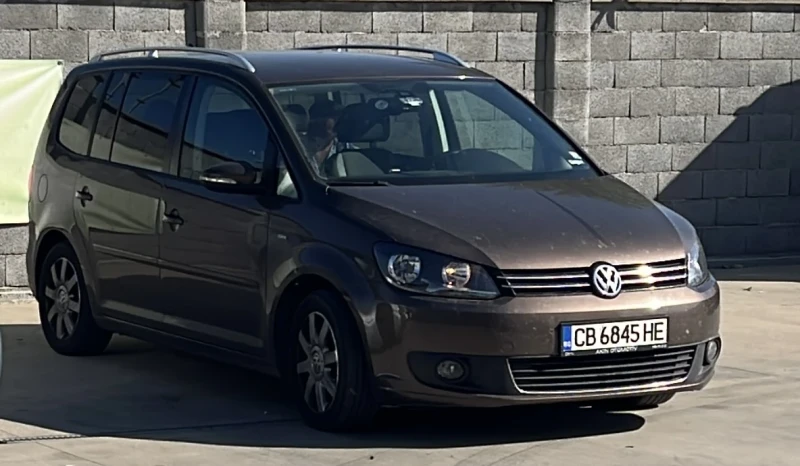 VW Touran, снимка 1 - Автомобили и джипове - 49050526