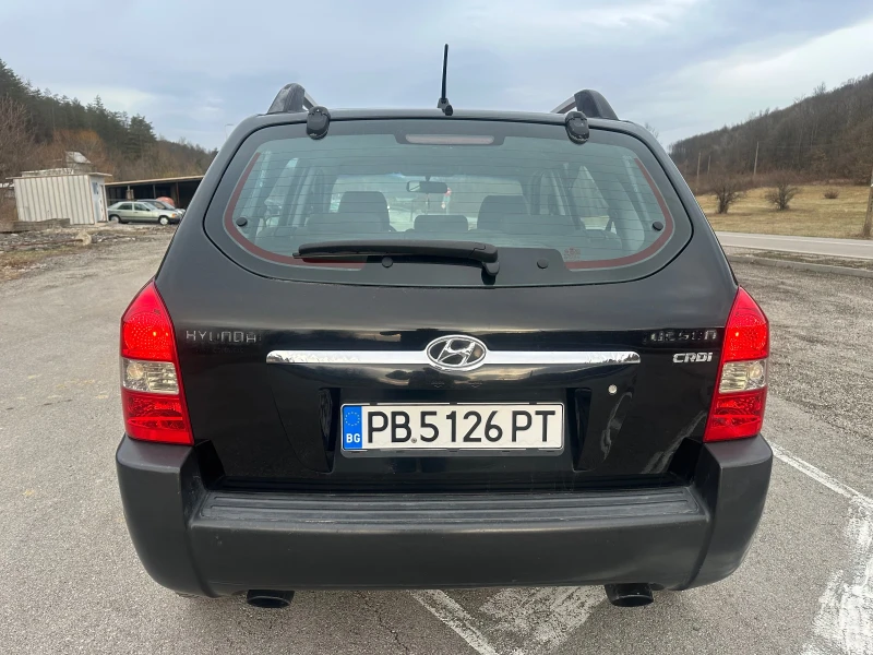 Hyundai Tucson 2.0CRDI* KLIMA* REALNI KM* OT BG* , снимка 5 - Автомобили и джипове - 49454792