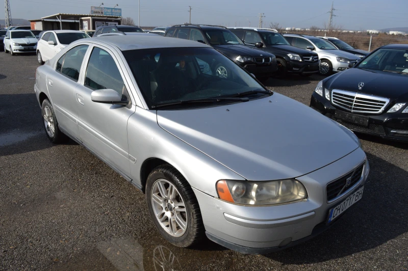 Volvo S60 2.4-LPG, снимка 3 - Автомобили и джипове - 49475271