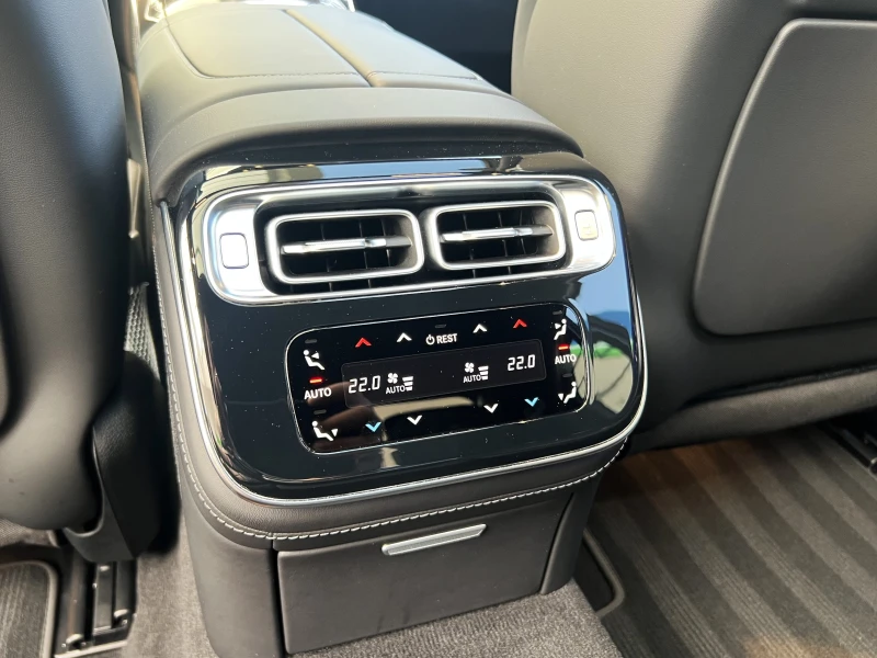 Mercedes-Benz S 500 AMG/4-MATIC/LONG/NIGHT/EXCLUSIV/3D HEAD UP/BURM/21, снимка 14 - Автомобили и джипове - 51018356