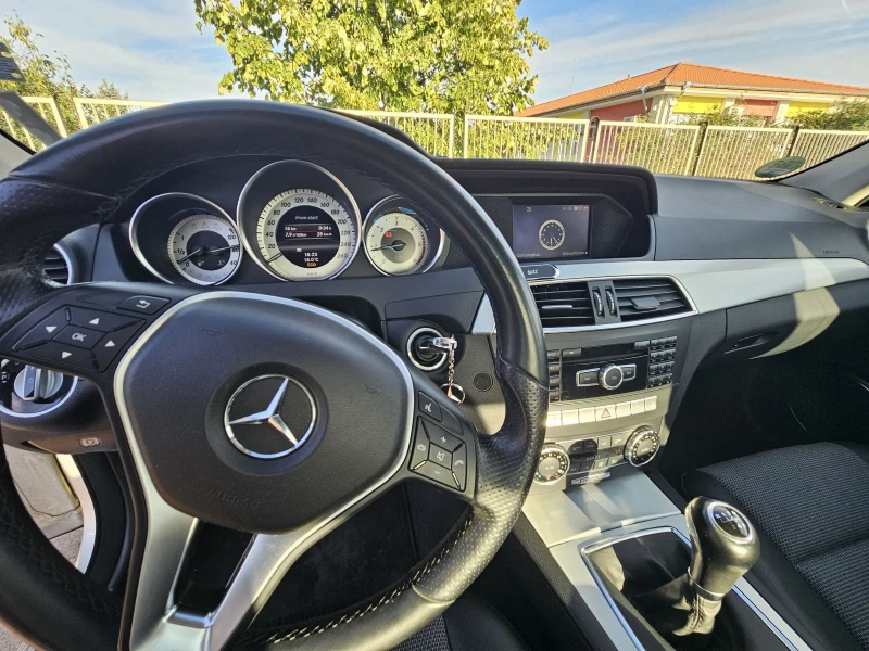 Mercedes-Benz C 220 CDI , снимка 7 - Автомобили и джипове - 51554739