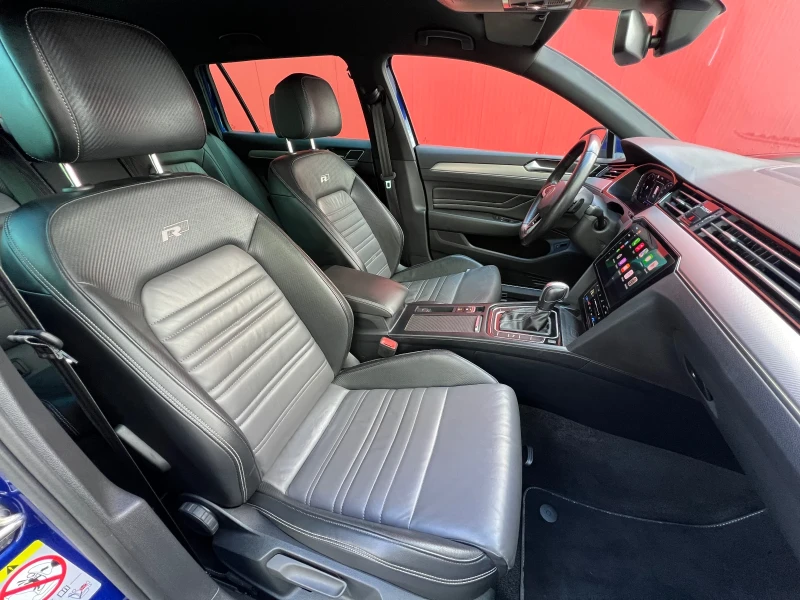VW Passat 3xR Line 160 000 км Дигитал Амбиент Лизинг, снимка 10 - Автомобили и джипове - 52115042