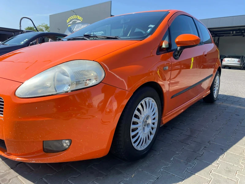 Fiat Punto Grande 1.9 JTD, снимка 2 - Автомобили и джипове - 52778677