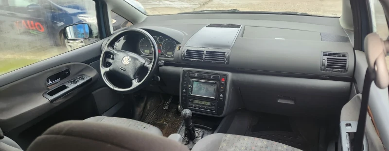 VW Sharan, снимка 7 - Автомобили и джипове - 52812112