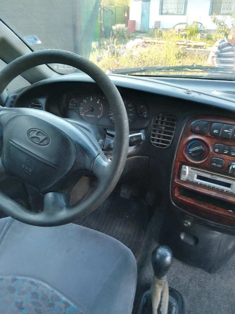 Hyundai Starex 2.5 - изображение 4