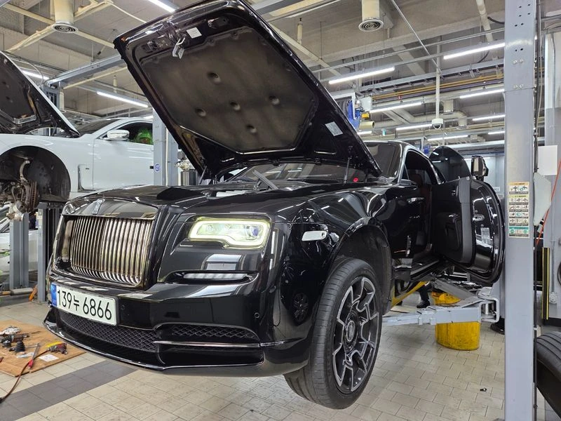 Rolls-Royce Wraith 6.6 Automatic ������ ����: 200838 EUR !!!������ �� | Mobile.bg � ����������� 16