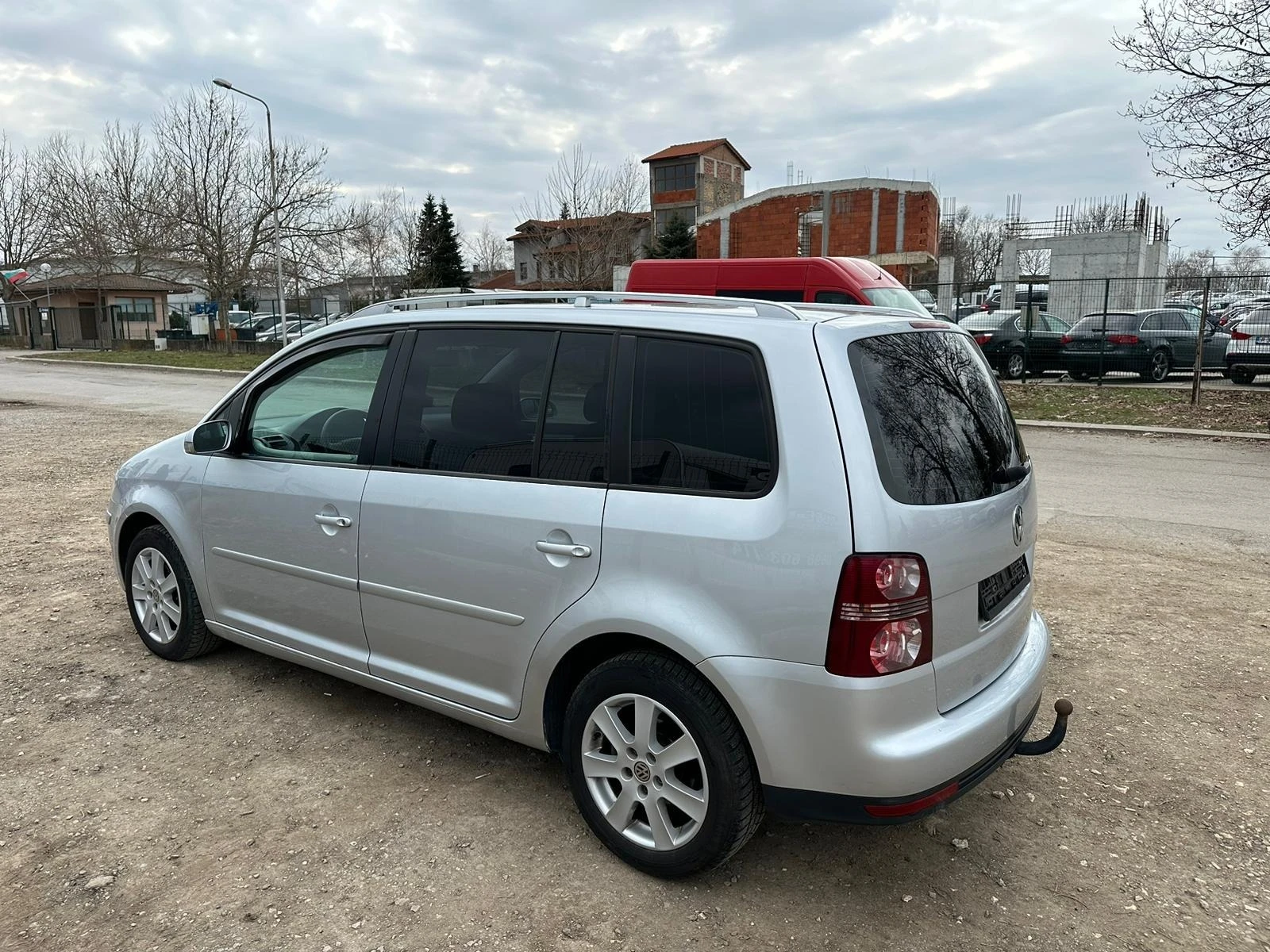 VW Touran 1.9 TDI Hailain - изображение 3