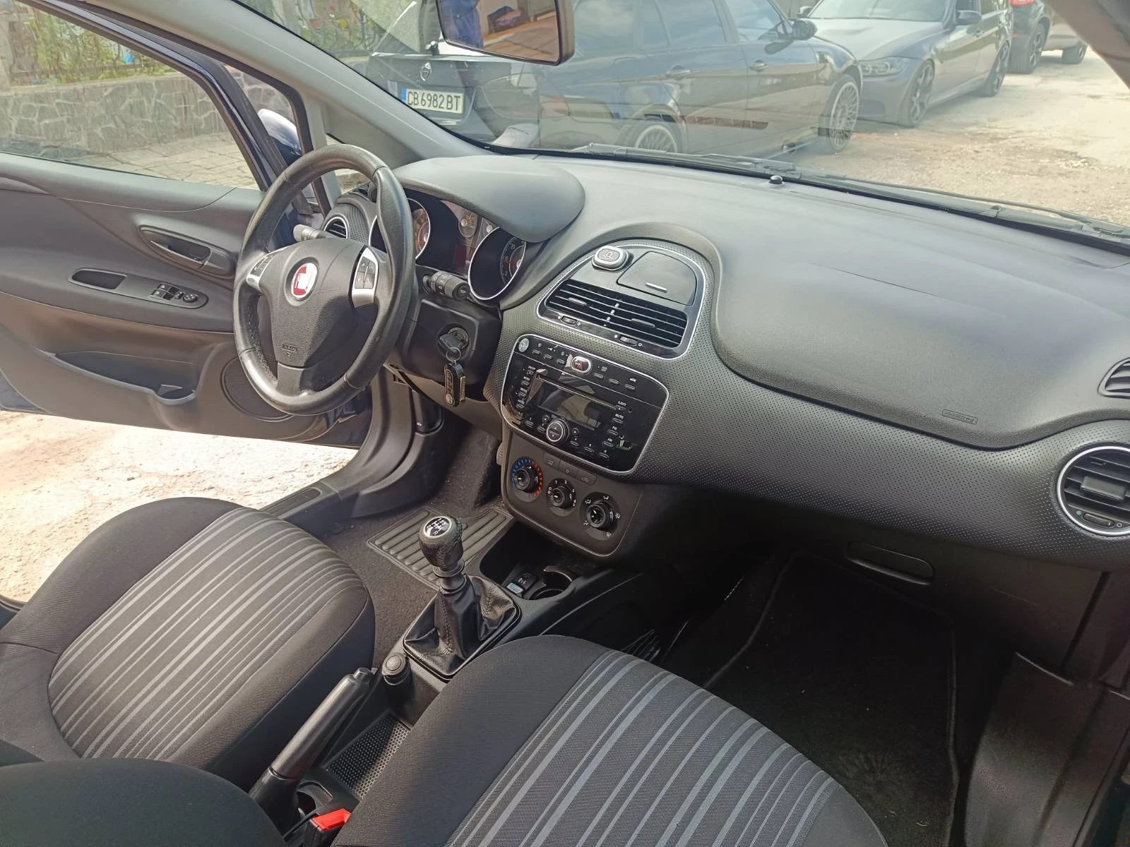 Fiat Punto 1.4i - изображение 5