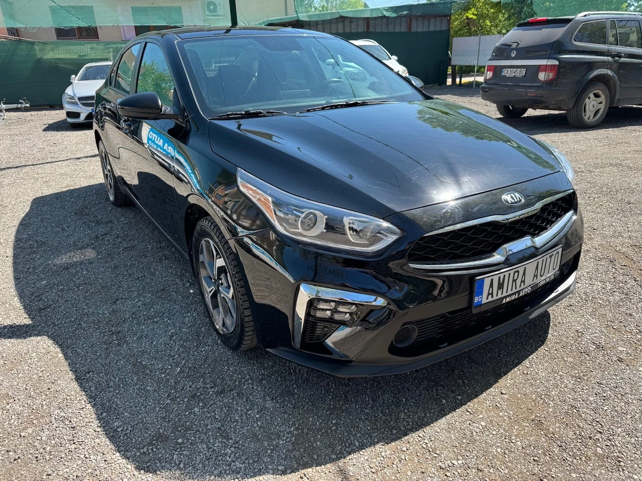 Kia Forte 2.0i 150кс/АВТОМАТИК/25200км./ВЪЗМ. ГАЗ - изображение 3
