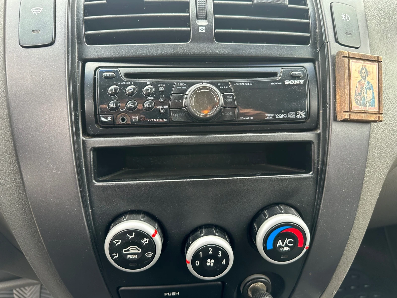 Hyundai Tucson 2.0CRDI* KLIMA* REALNI KM* OT BG*  | Mobile.bg — изображение 15