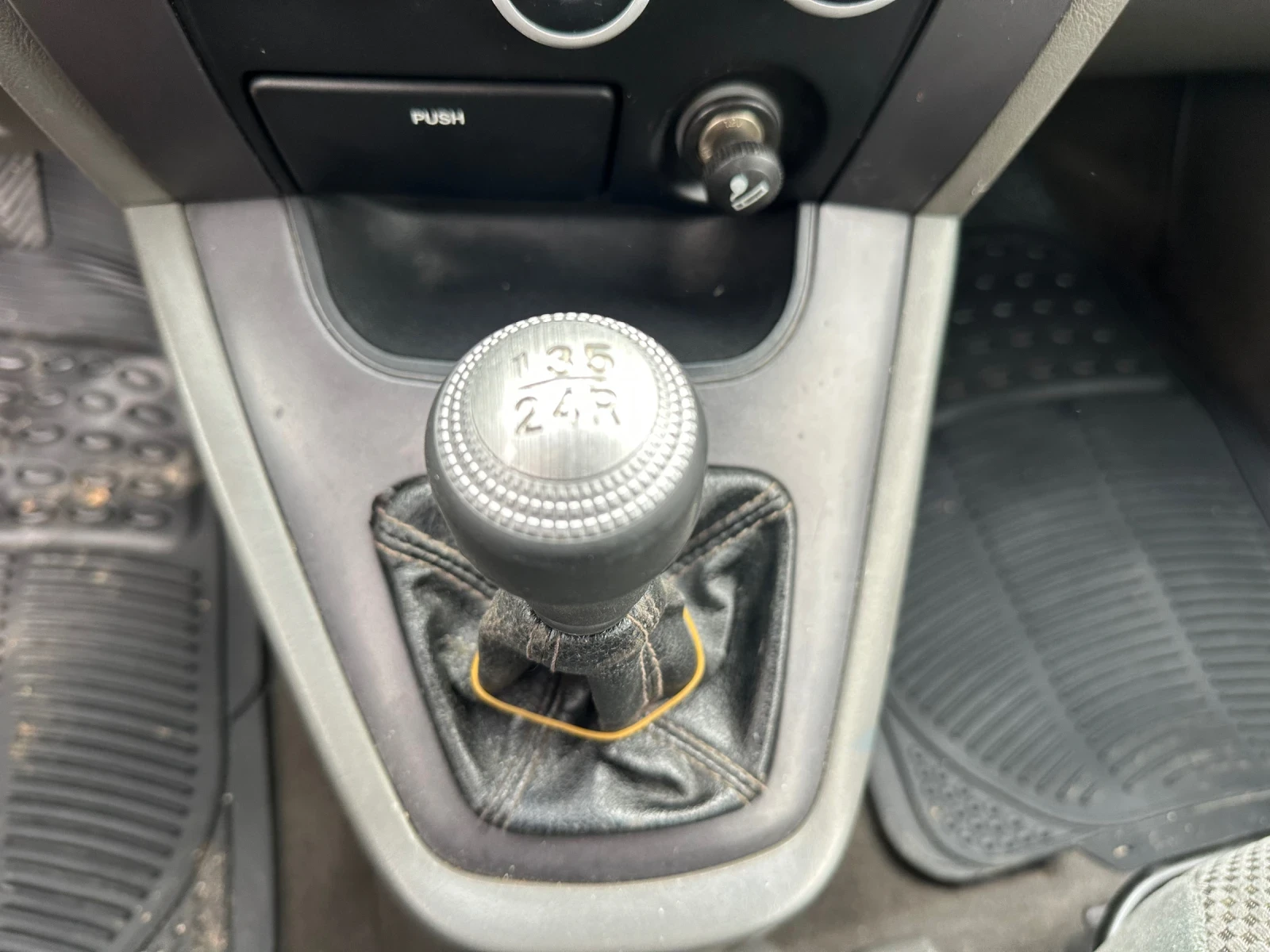 Hyundai Tucson 2.0CRDI* KLIMA* REALNI KM* OT BG*  | Mobile.bg — изображение 16