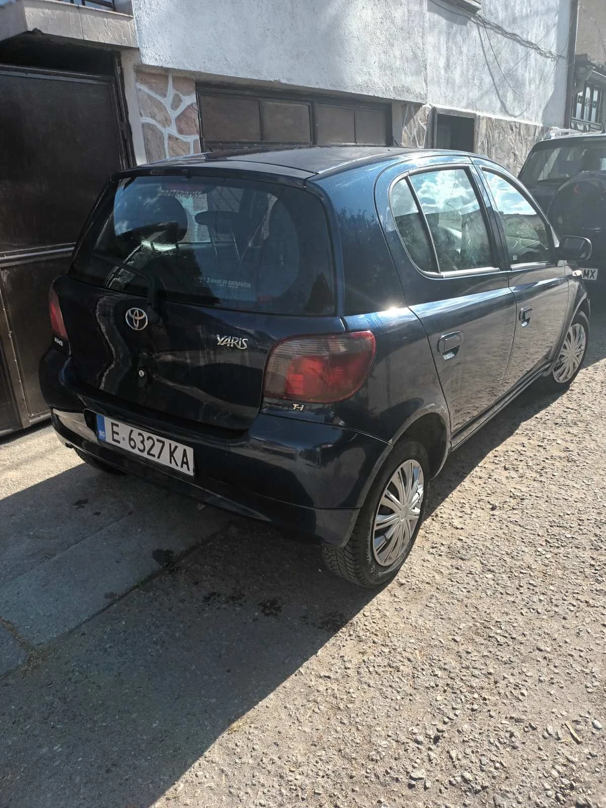 Toyota Yaris  - изображение 4