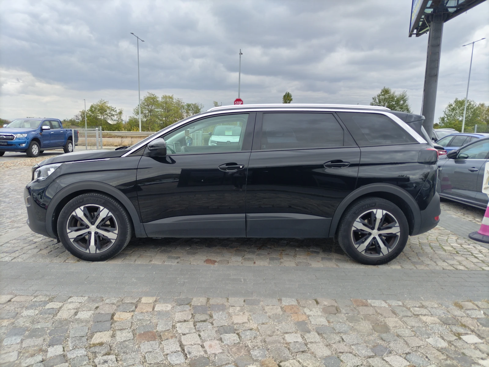 Peugeot 5008  ACTIVE 1.5 BlueHDI 130 EAT8 - изображение 4