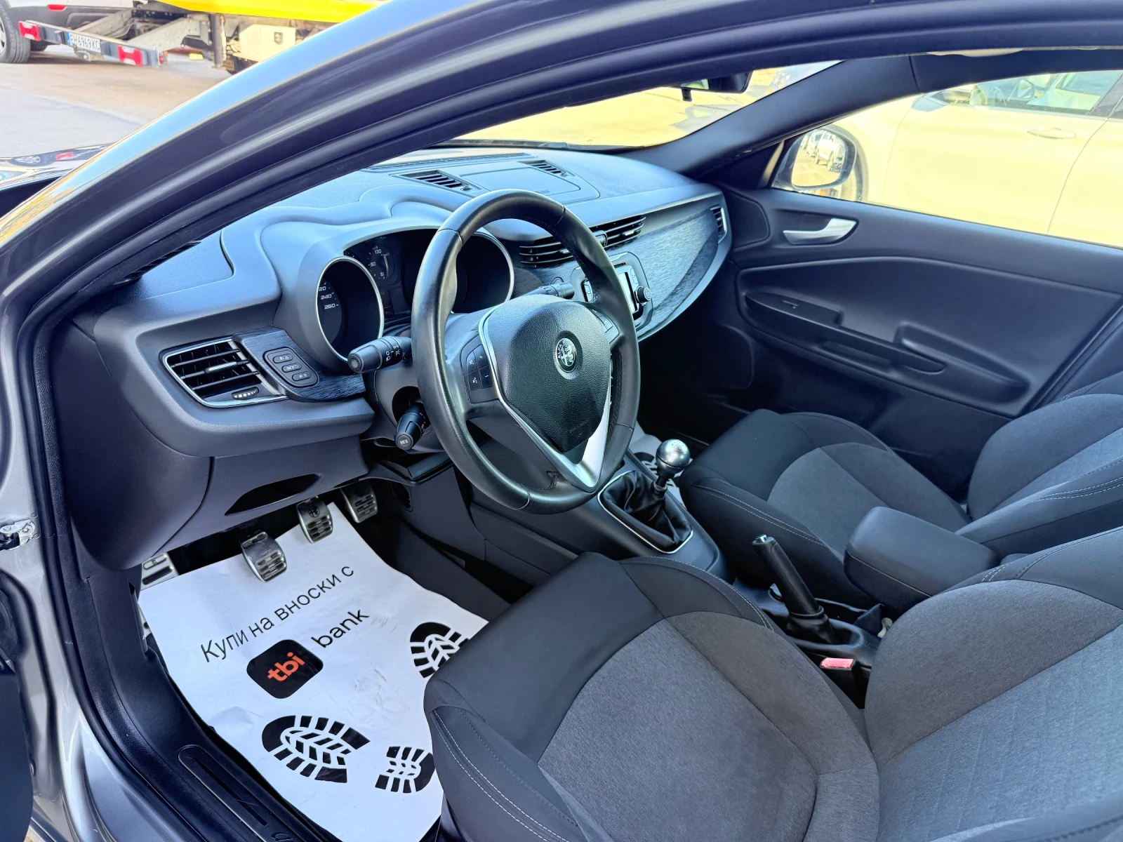 Alfa Romeo Giulietta 1.4i 120k.c* GPL* Navi* EVRO 6B* UNIKAT*  - изображение 7