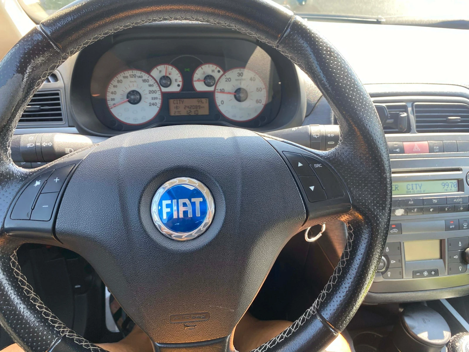 Fiat Punto Grande 1.9 JTD - изображение 5