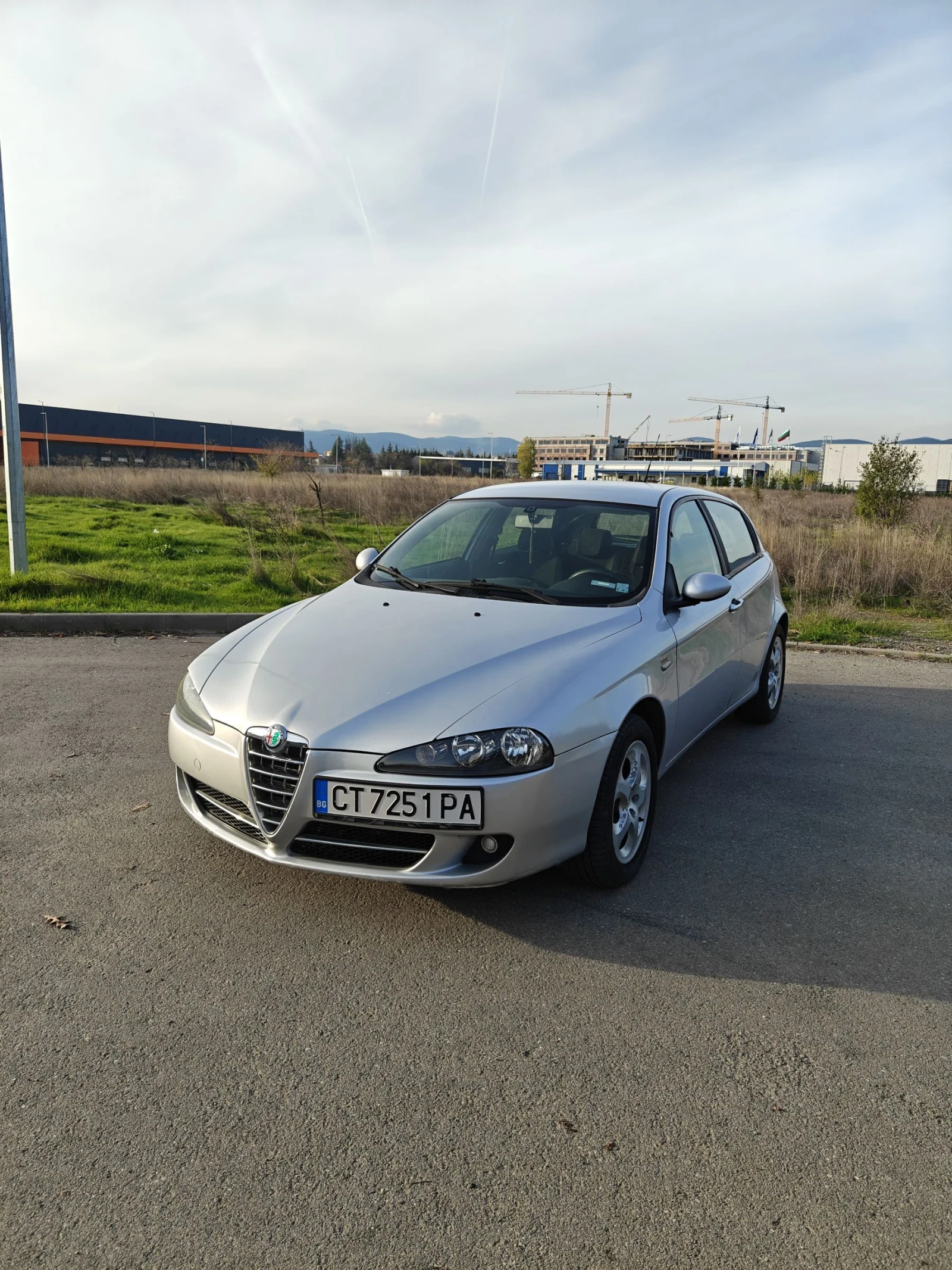 Alfa Romeo 147 1.9 jtd - изображение 3