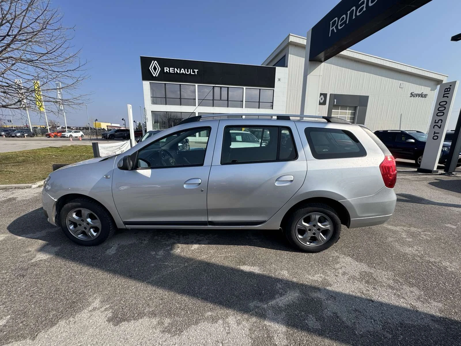 Dacia Logan 1.5 Dci MCV, снимка 3 - Автомобили и джипове - 53736337