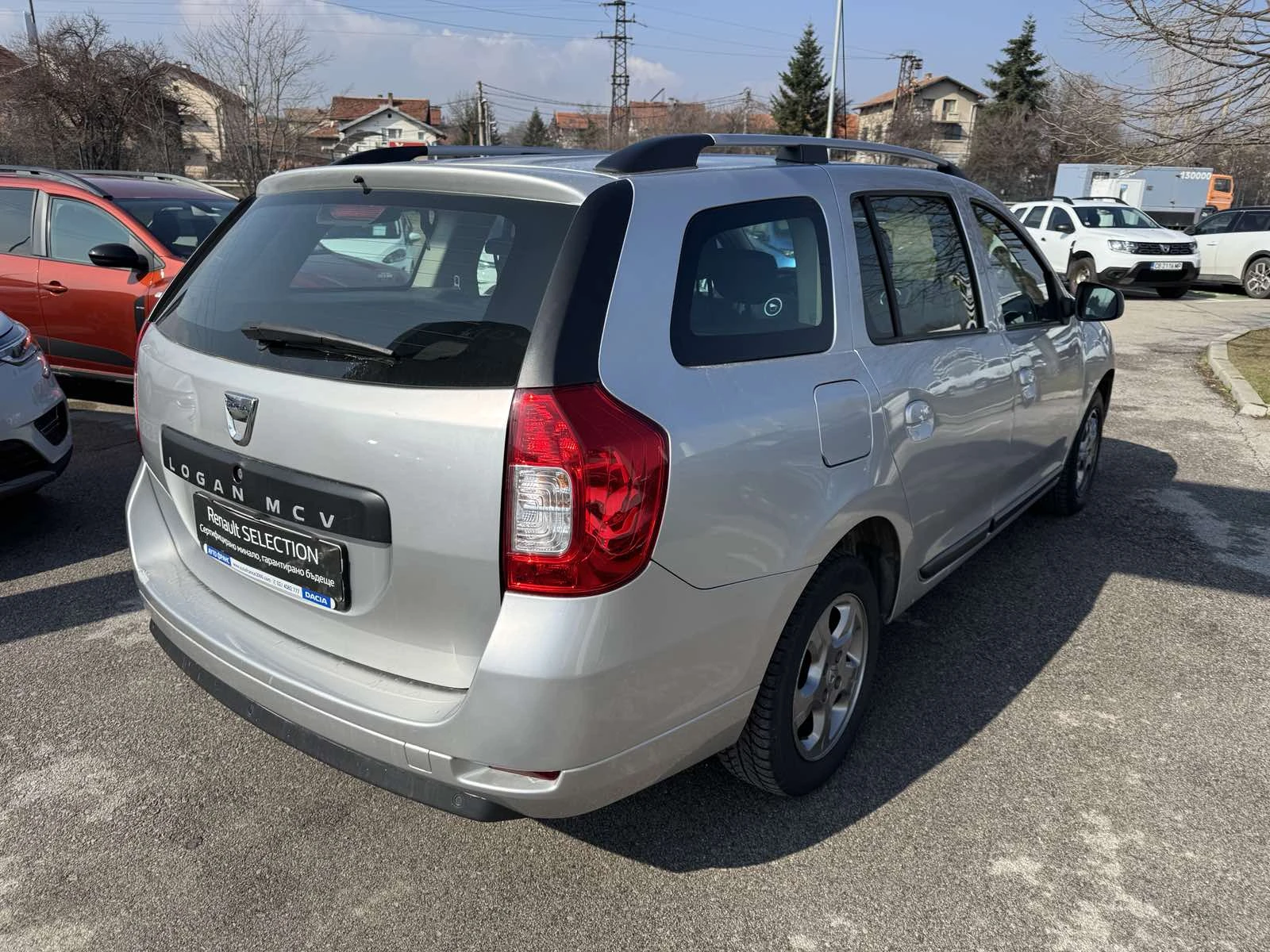 Dacia Logan 1.5 Dci MCV, снимка 6 - Автомобили и джипове - 53736337