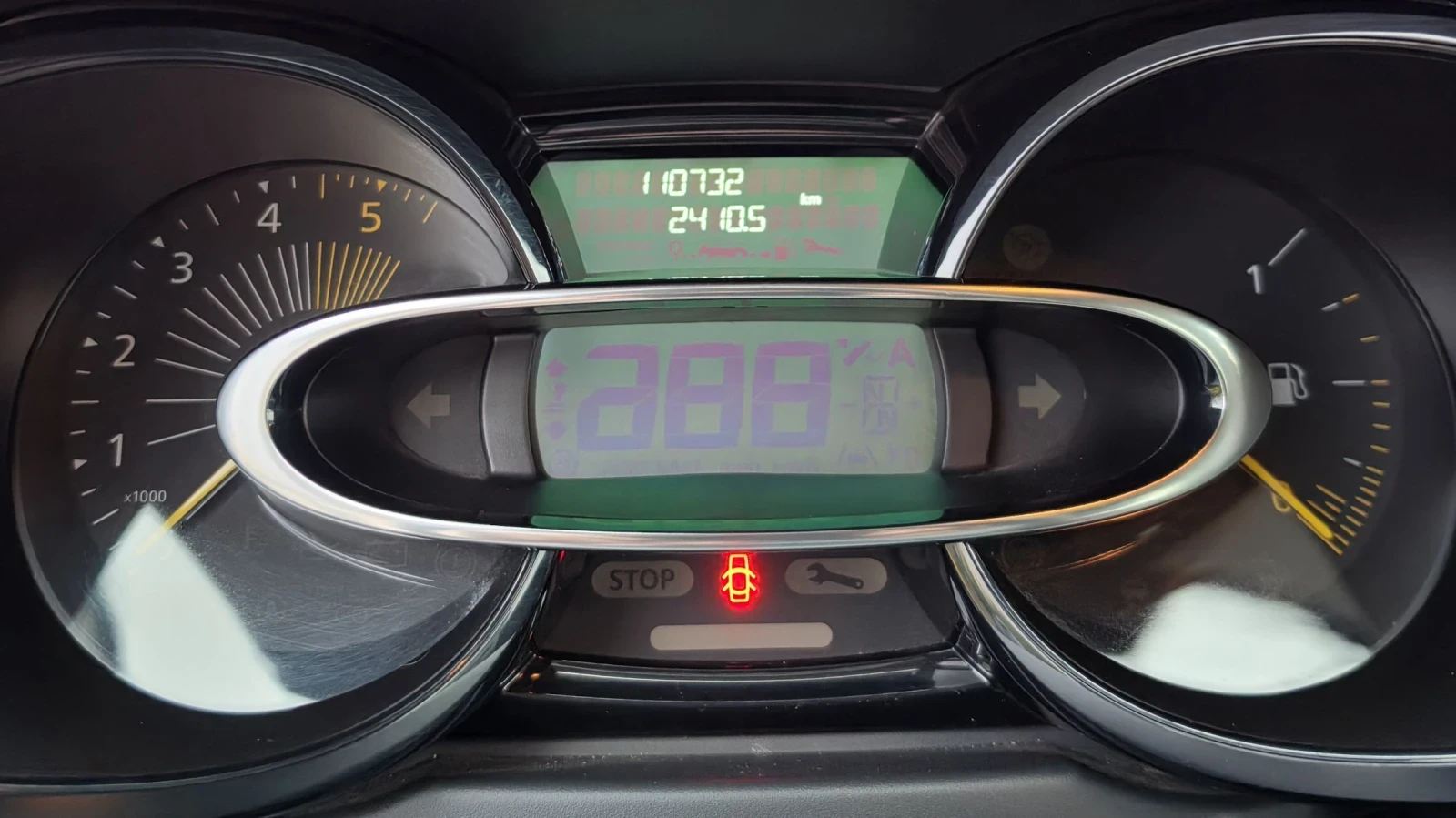 Renault Clio Grandtour , снимка 12 - Автомобили и джипове - 54168233