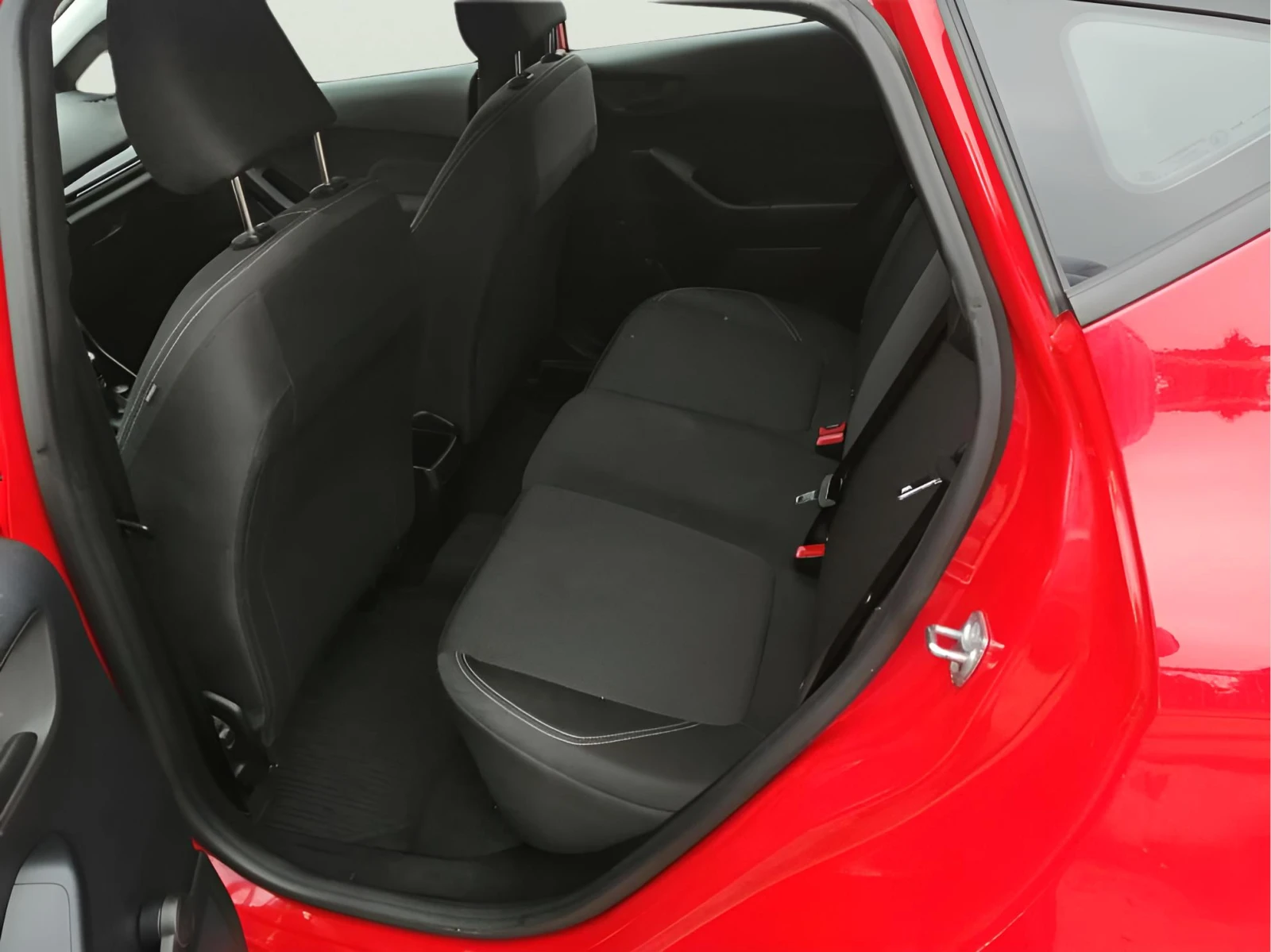 Ford Fiesta 1.1 Duratec, снимка 9 - Автомобили и джипове - 54541091