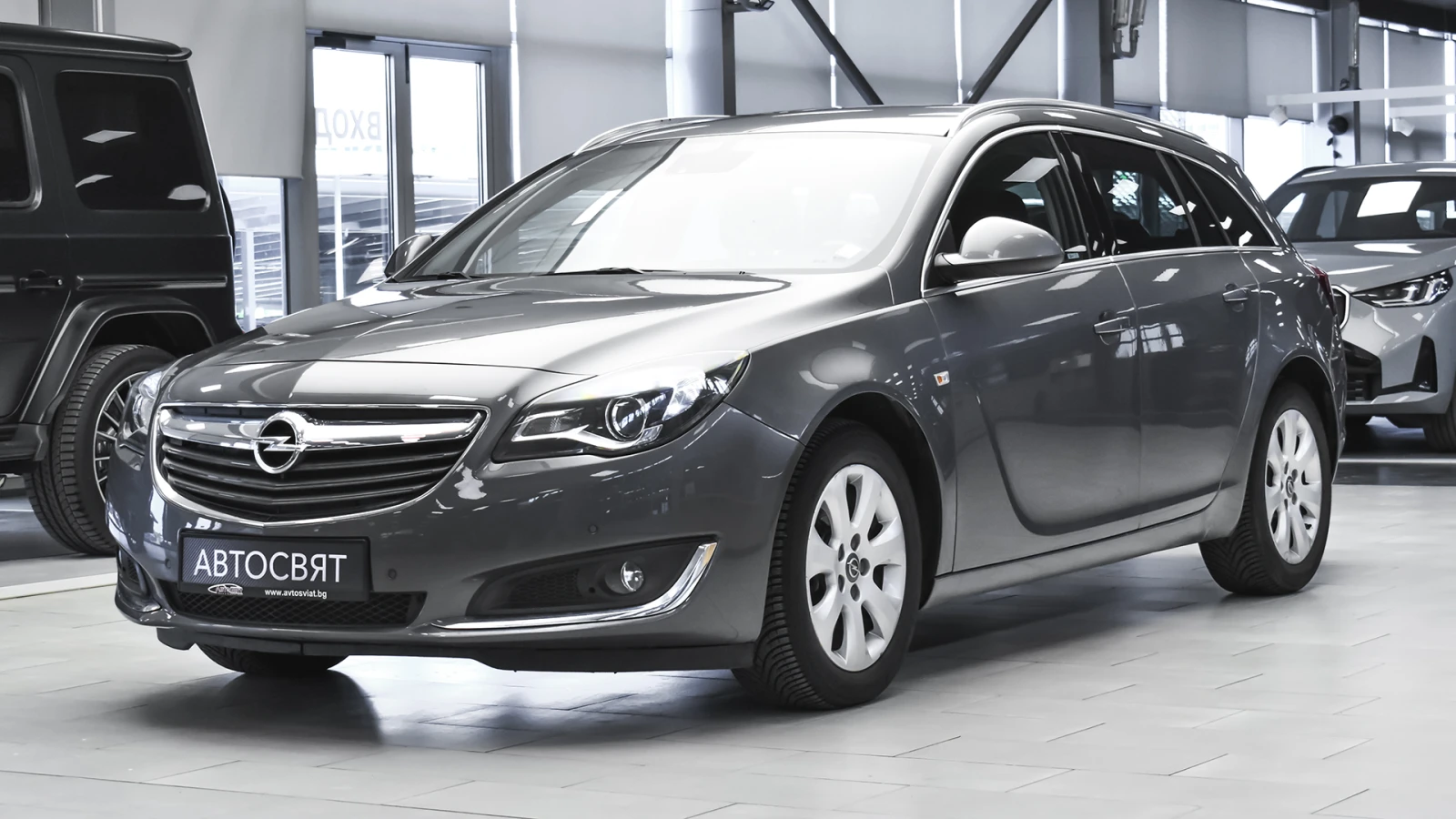 Opel Insignia Sports Tourer 1.6 CDTi Cosmo Automatic, снимка 4 - Автомобили и джипове - 54552846