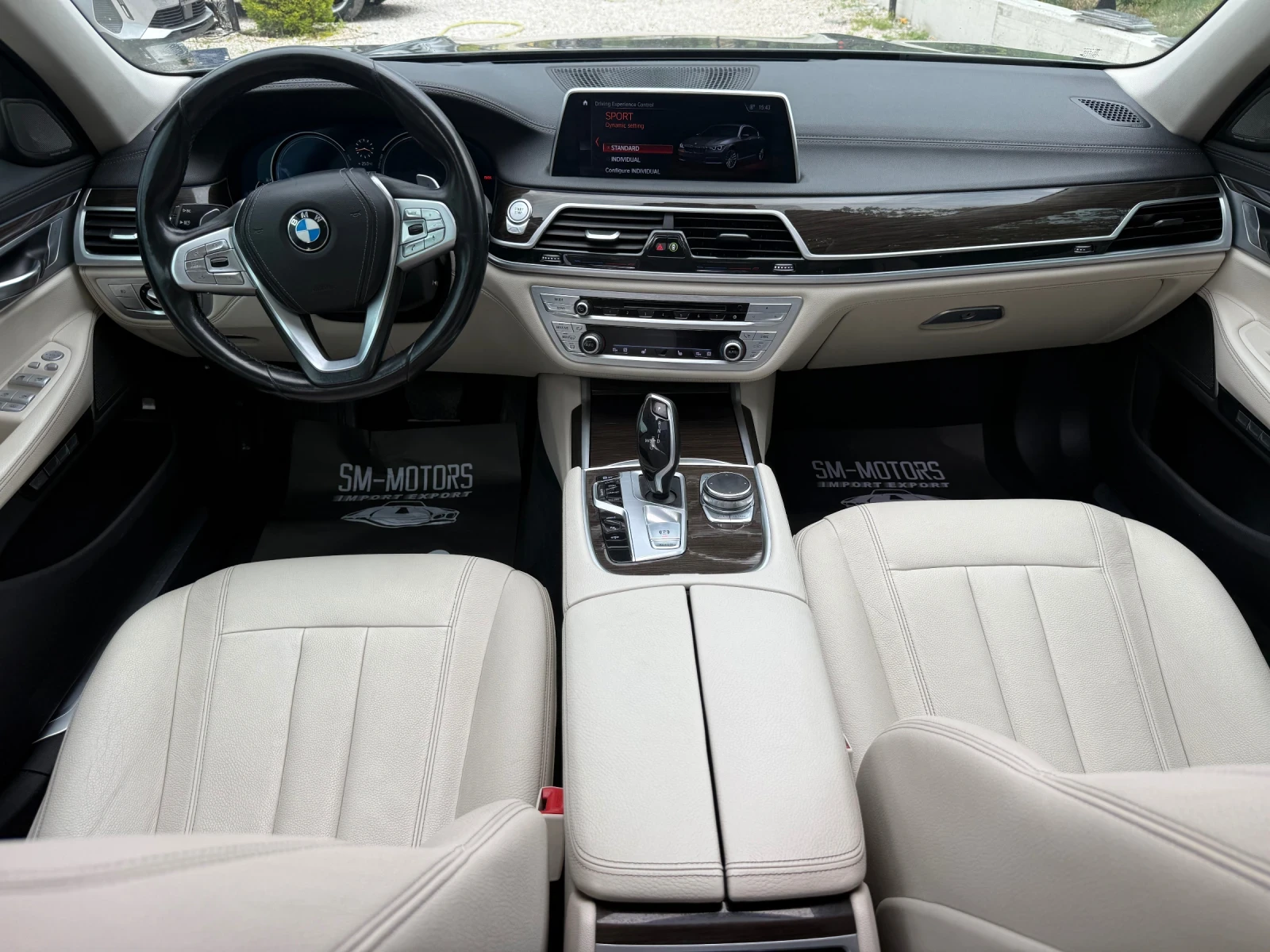 BMW 740 Plyg in Hybrid LONG, снимка 6 - Автомобили и джипове - 54666176