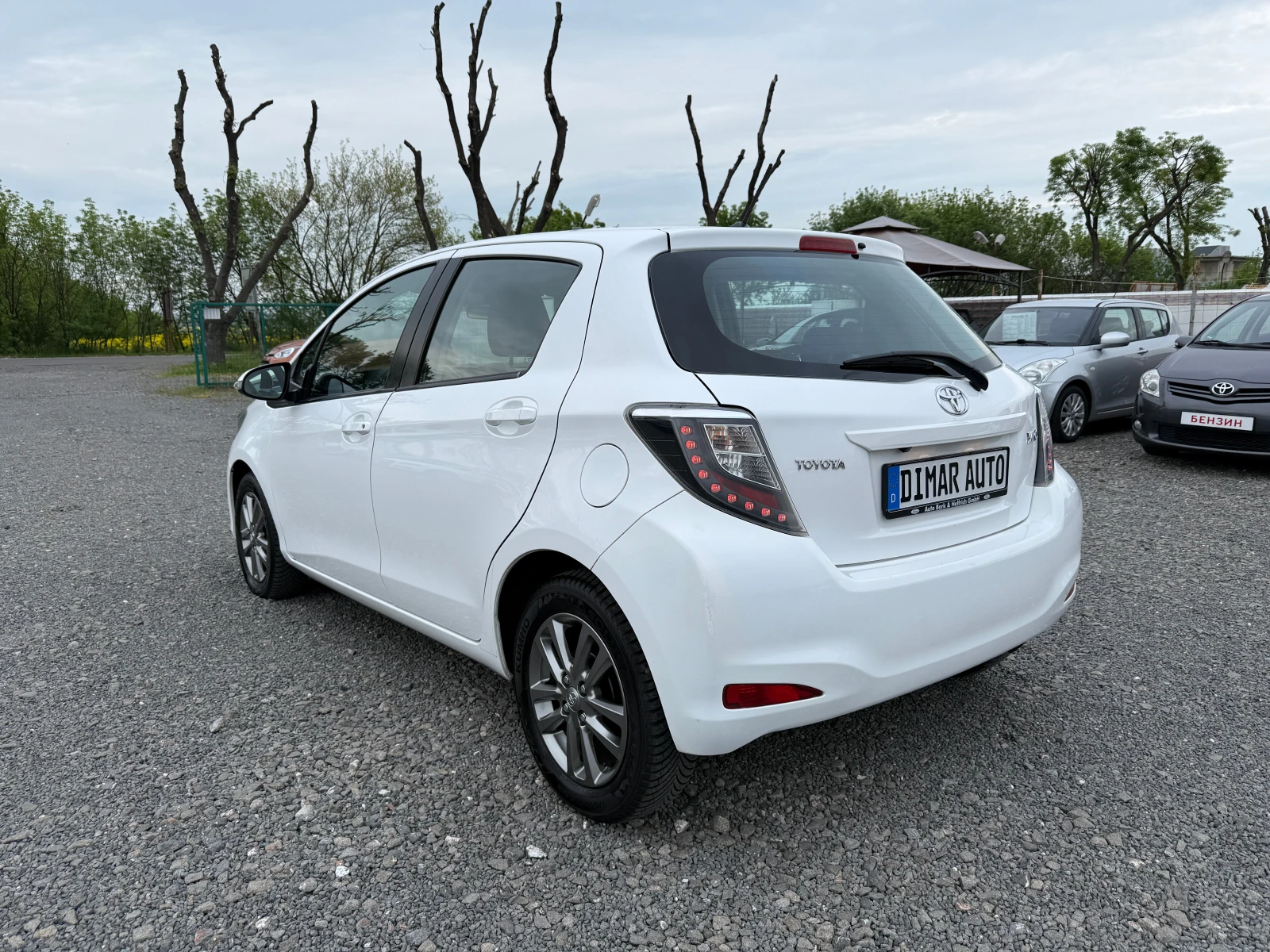 Toyota Yaris 1.33 vvti -100 к.с., снимка 6 - Автомобили и джипове - 54702503