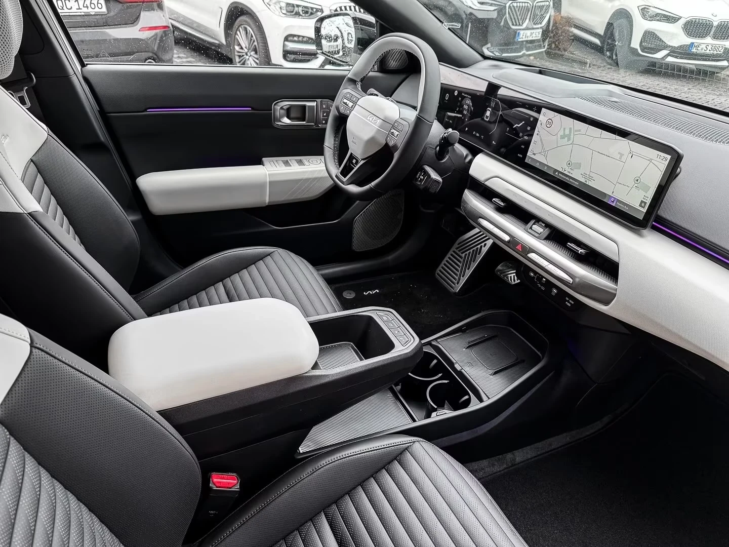 Kia EV4 FASTBACK 81kWh GT-Line 10��  PANO Warranty! | Mobile.bg � ����������� 13