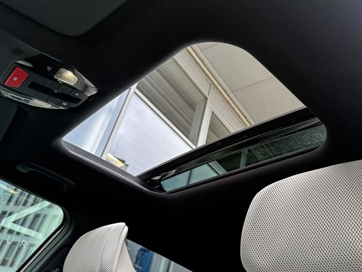 Kia EV4 FASTBACK 81kWh GT-Line 10��  PANO Warranty! | Mobile.bg � ����������� 9