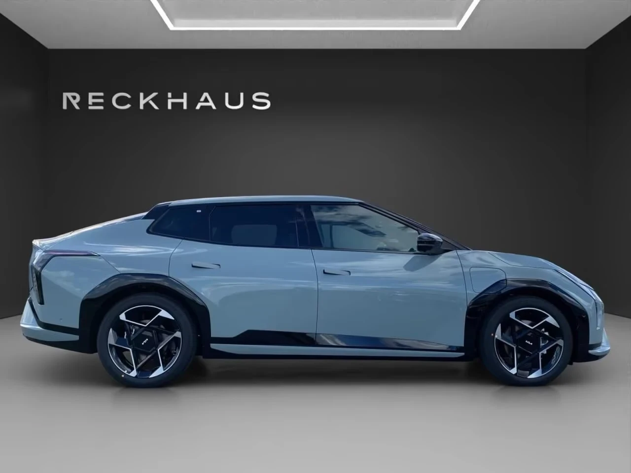 Kia EV4 FASTBACK 81kWh GT-Line PANO Warranty!, снимка 7 - Автомобили и джипове - 55284098