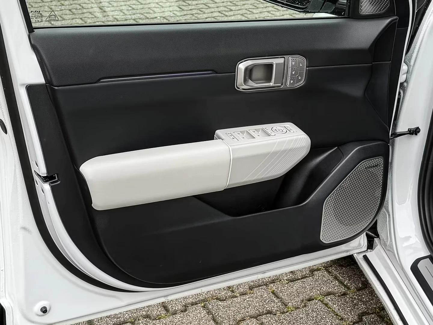 Kia EV4 FASTBACK 81kWh GT-Line 10��  PANO Warranty! | Mobile.bg � ����������� 10