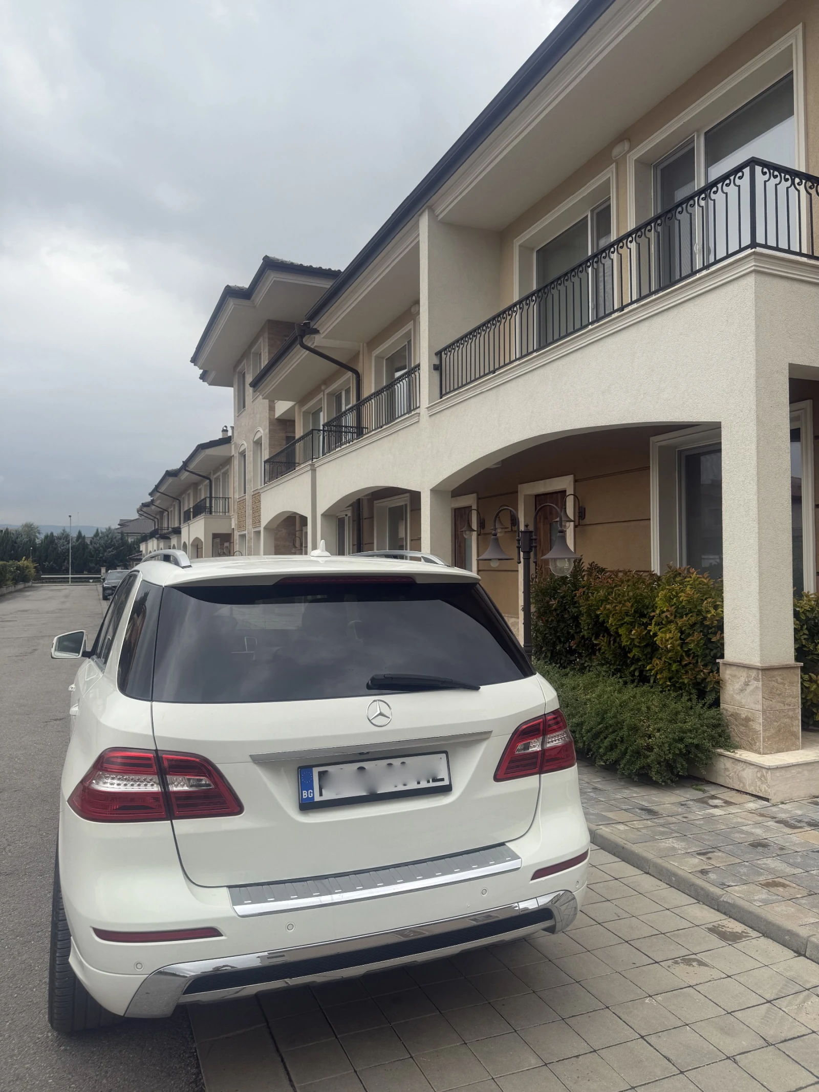 Mercedes-Benz ML 350 Bluetec 4 Matic, снимка 12 - Автомобили и джипове - 55298118