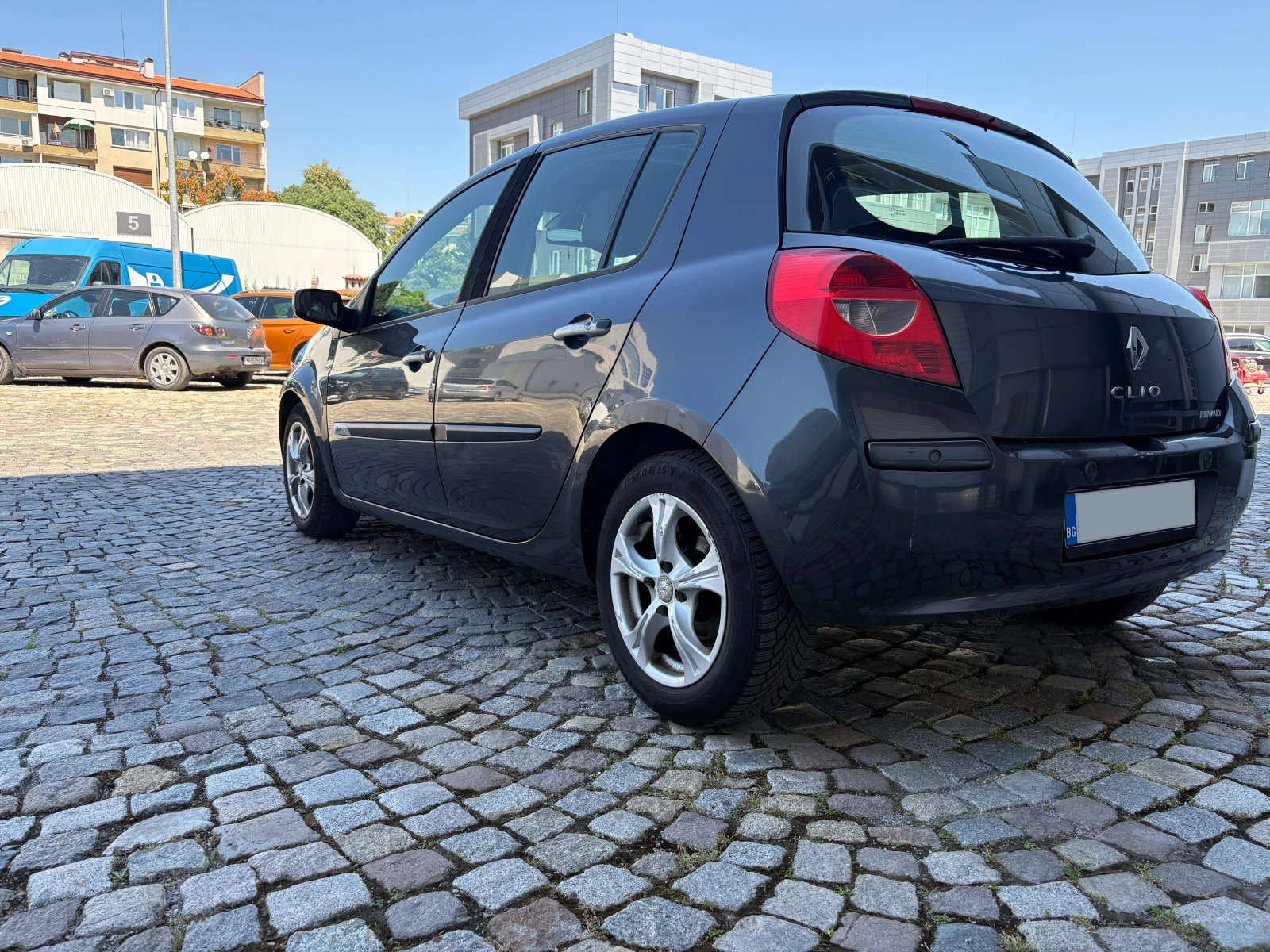 Renault Clio INITIALE AUTO, снимка 4 - Автомобили и джипове - 55450171