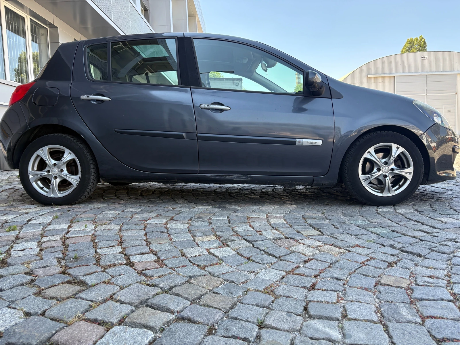 Renault Clio INITIALE AUTO, снимка 5 - Автомобили и джипове - 55450171