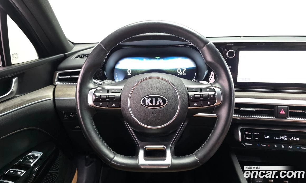 Kia K5 1.6 Turbo Noblesse, снимка 13 - Автомобили и джипове - 55669032