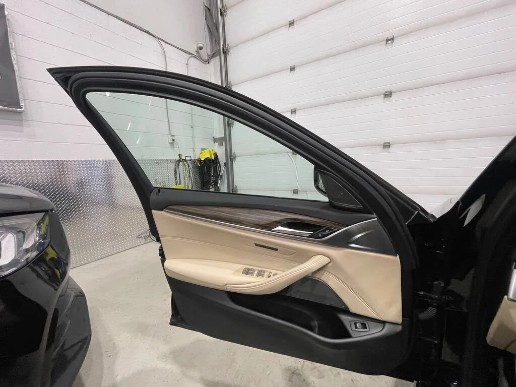 BMW 530 XDRIVE M SPORT+ FULL, снимка 14 - Автомобили и джипове - 55778909