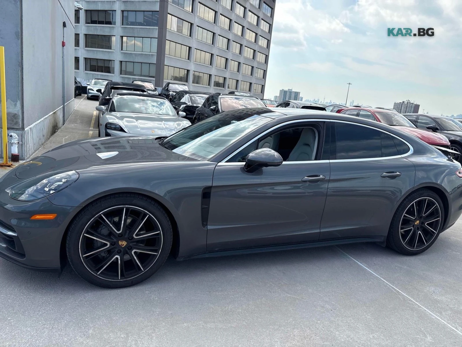Porsche Panamera 4S Автокредит Цена до България, снимка 5 - Автомобили и джипове - 55976636
