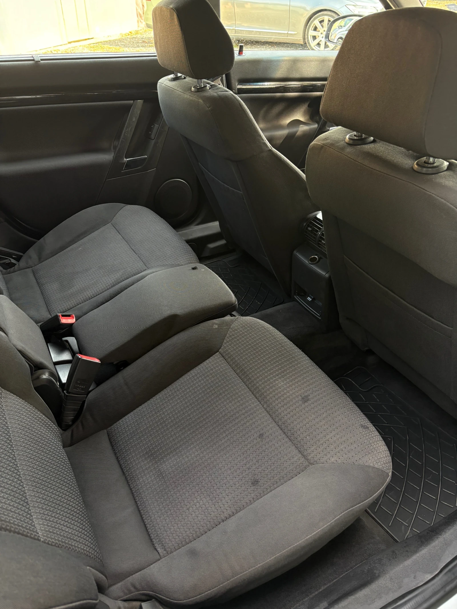 Opel Signum 3.0 V6 CDTI, снимка 8 - Автомобили и джипове - 56716785
