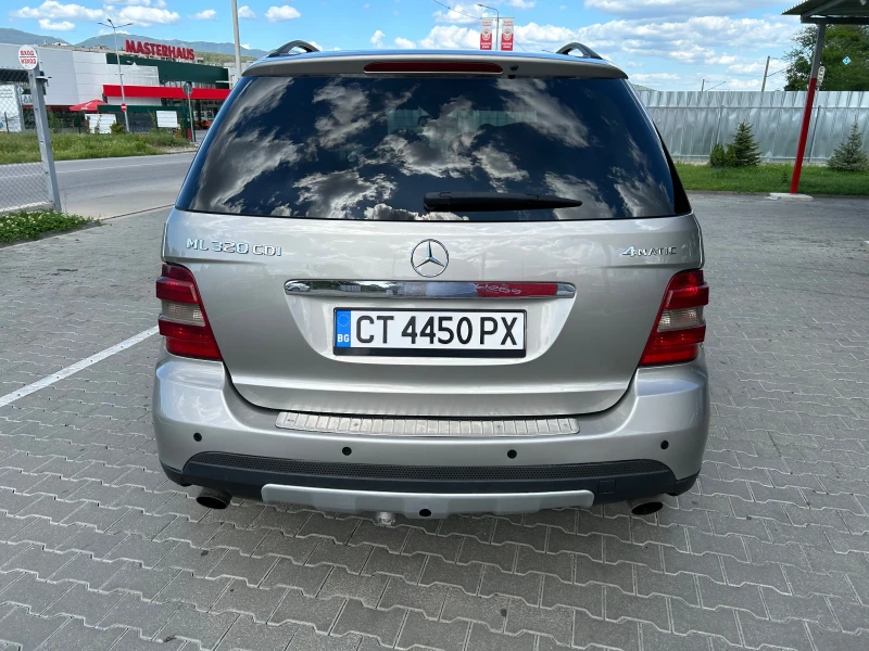 Mercedes-Benz ML 320 CDI, снимка 6 - Автомобили и джипове - 49044529